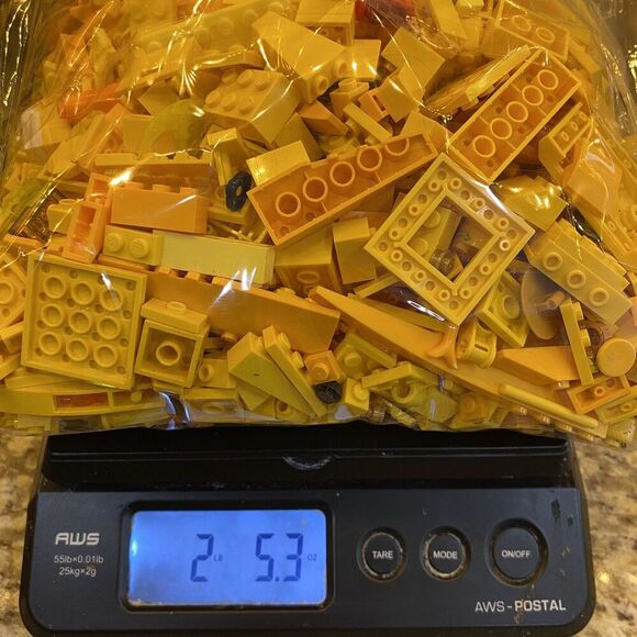 Lego Lot 2+ Pounds Yellow Parts Pieces Plates Bricks Minecraft City Star Wars - Picture 2 of 16